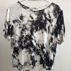 Nollie Pacsun Black and White Tye Die Top
